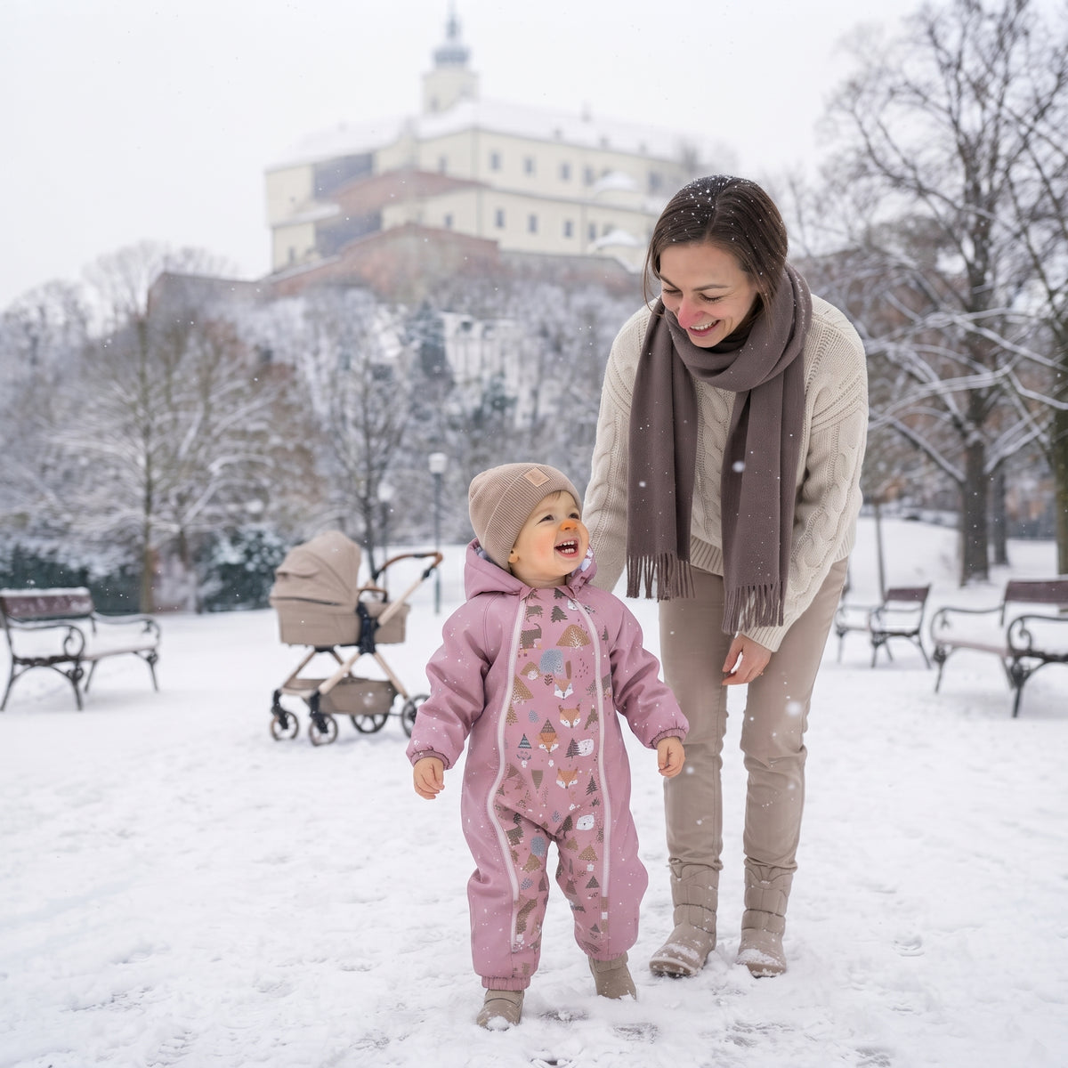 Monkey Mum® Tuta softshell invernale per bambini con interno in pile teddy - Pecorella rosa nel bosco - tag. 62/68, 74/80
