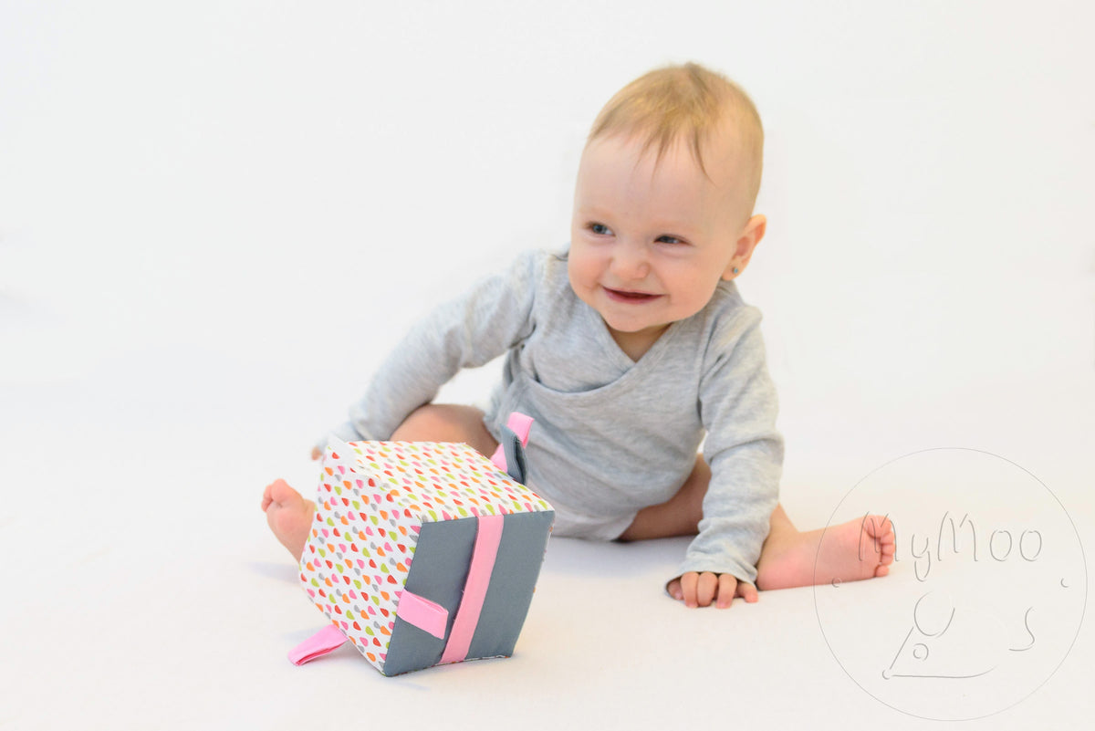 MyMoo Cubo sensoriale Busy cube - Gocce